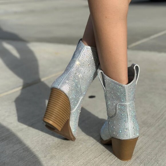 New Silver Rhinestone Embellished Cowgirl Western Ankle Boots Booties Block Heel - Picture 3 of 7